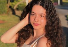 Gali Golan's Instagram, Twitter & Facebook on IDCrawl