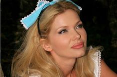 Victoria Zdrok's Instagram, Twitter & Facebook on IDCrawl