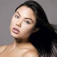 Aline Novak's Instagram, Twitter & Facebook on IDCrawl